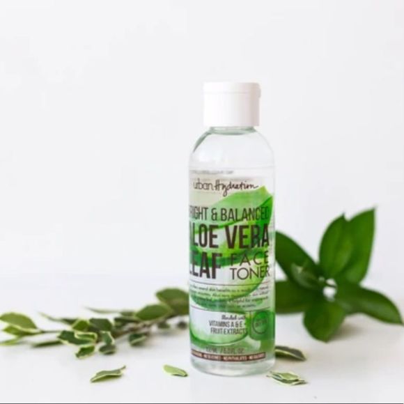 Bundle of 2! Urban Hydration Bright & Balanced Aloe Vera Face Toners - Picture 2 of 5